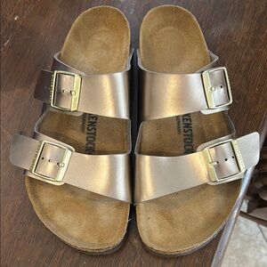 Birkenstock Shiny Bronze Sandals size 9